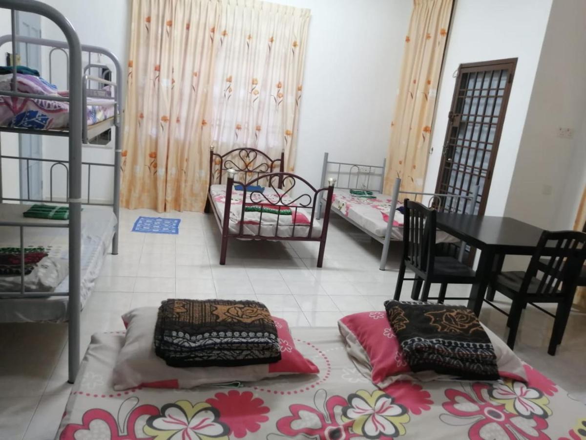 Joyfin Homestay Roomstay Muar Extérieur photo